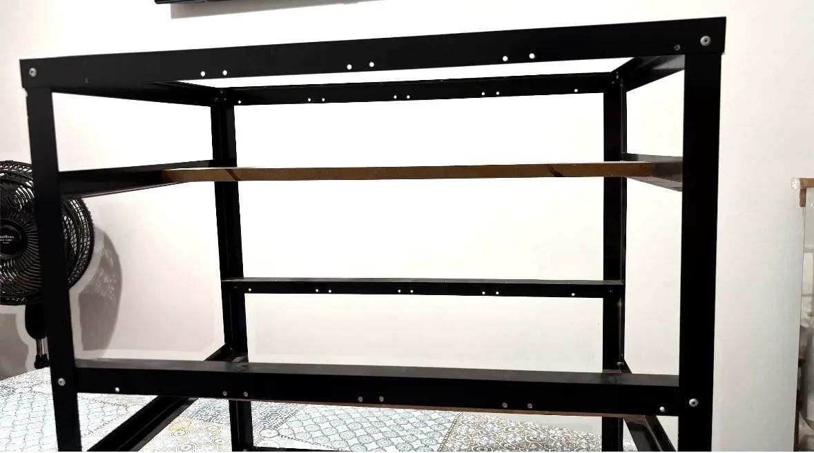 Suporte para até 12 placas de vídeo - Foto 4