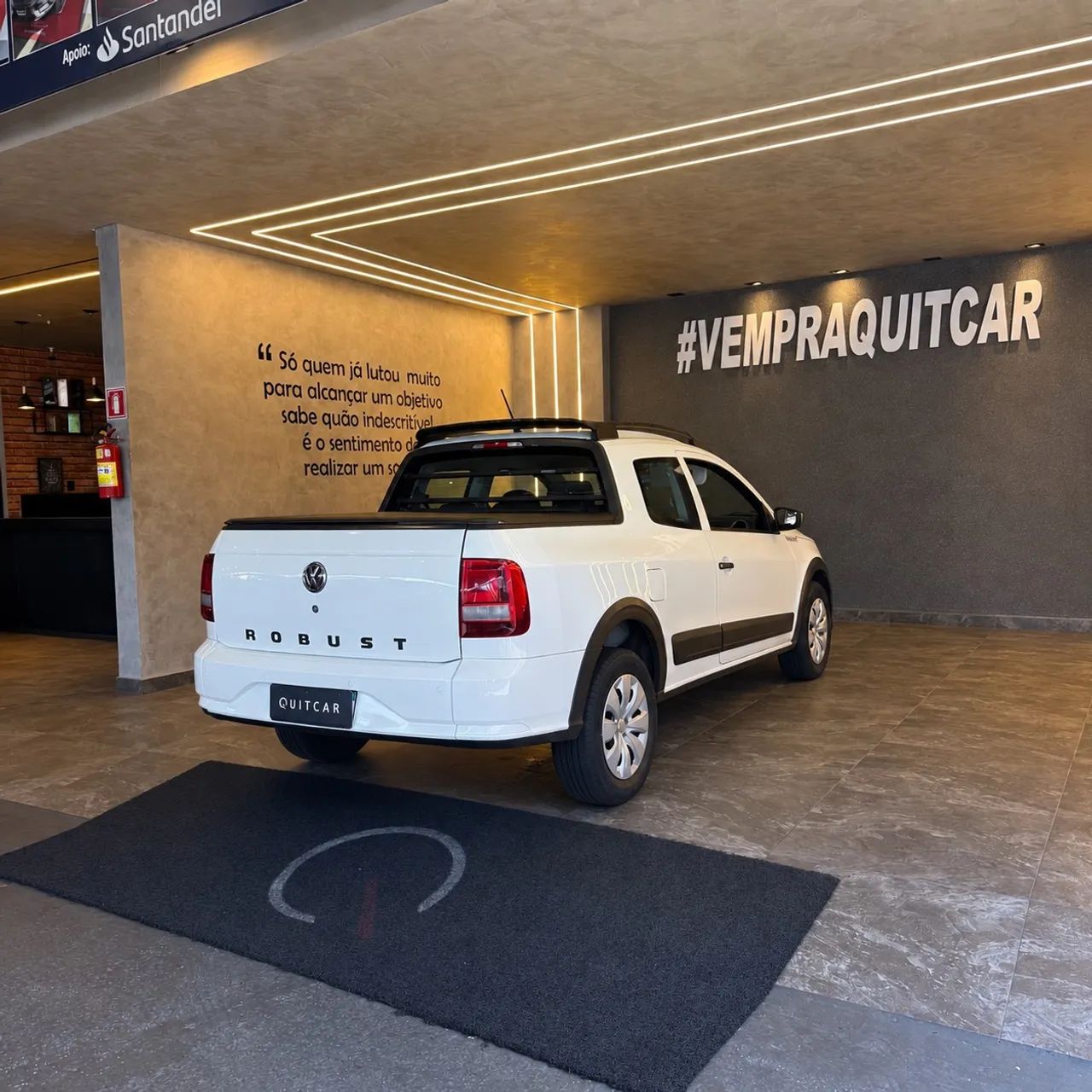 Volkswagen Saveiro Robust 1.6 Total Flex 16V CD 2018 - Foto 4