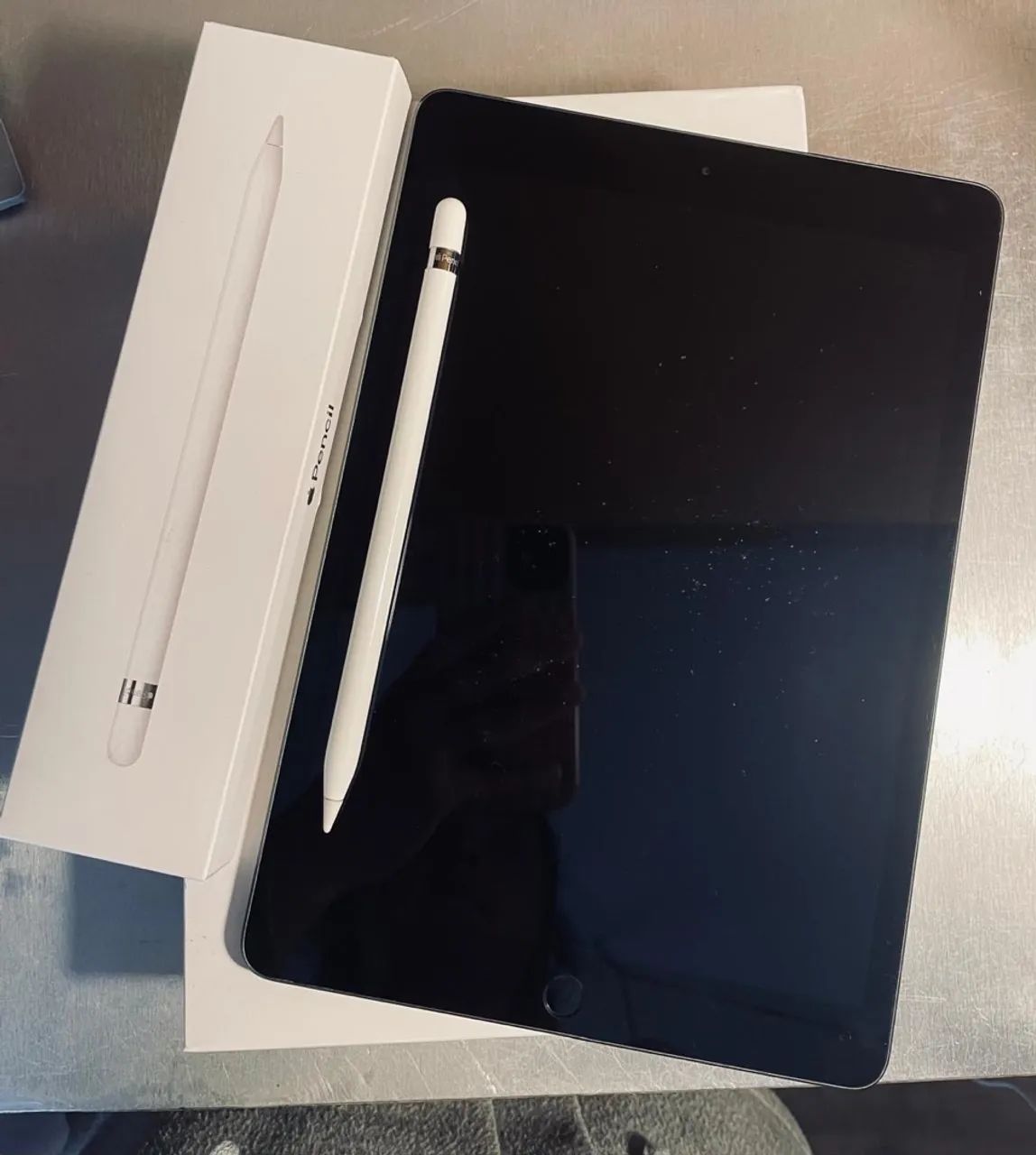 iPad 7 Wi-Fi 128 Gb com Apple Pencil 1a geração