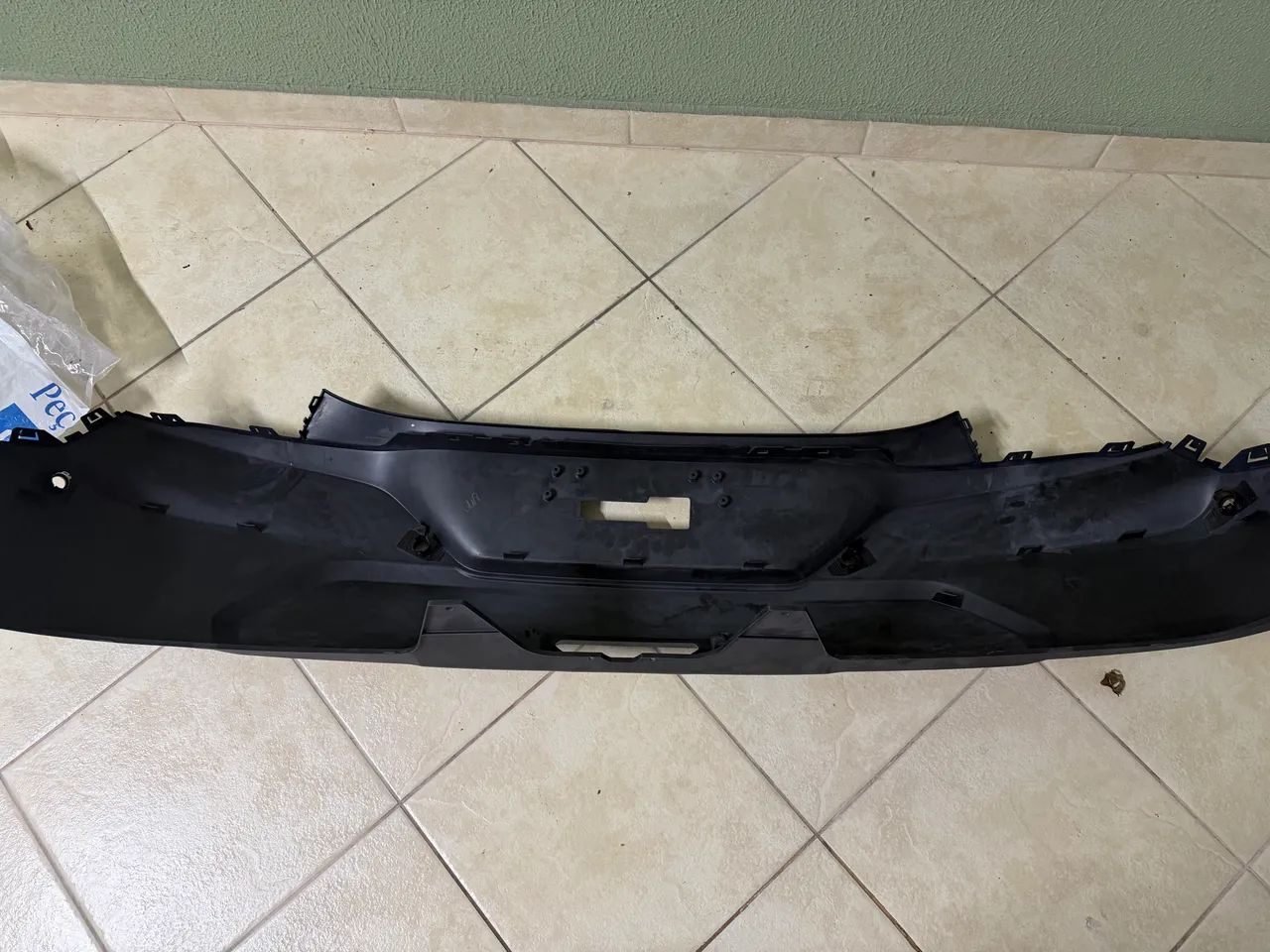 Pára-choque traseiro Tracker - Foto 2