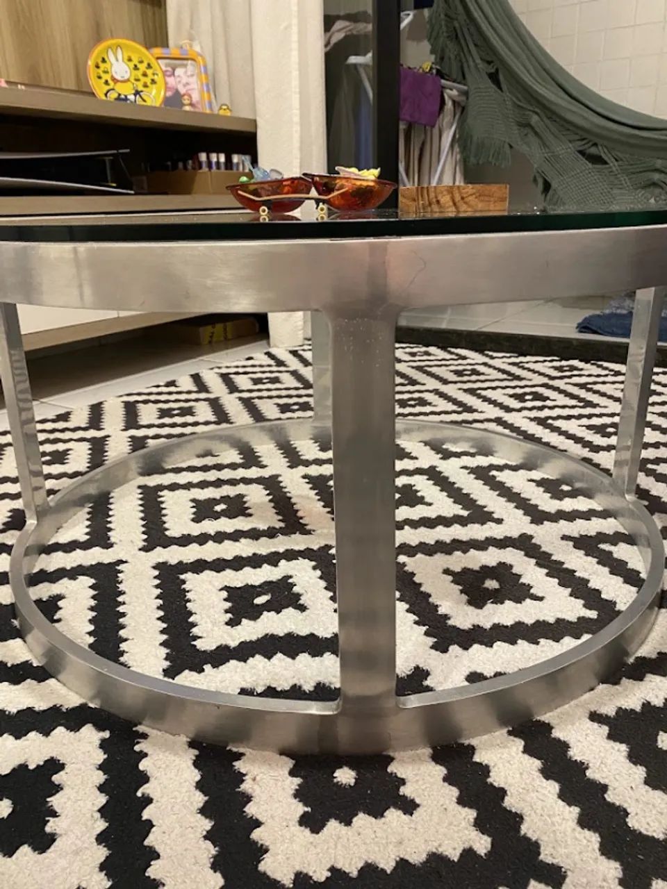 Mesinha de Centro Redonda Vidro 70cm com Base em Alumínio - Foto 2