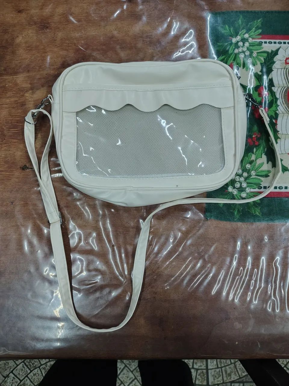 Bolsa branca com suporte para bottons  - Foto 2