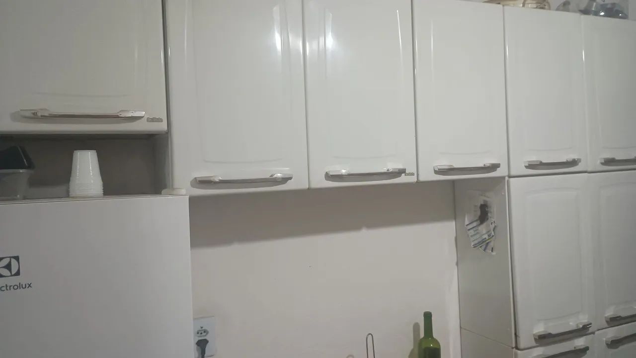 Mesa 04 cadeiras. Armário Itatiaia  - Foto 2