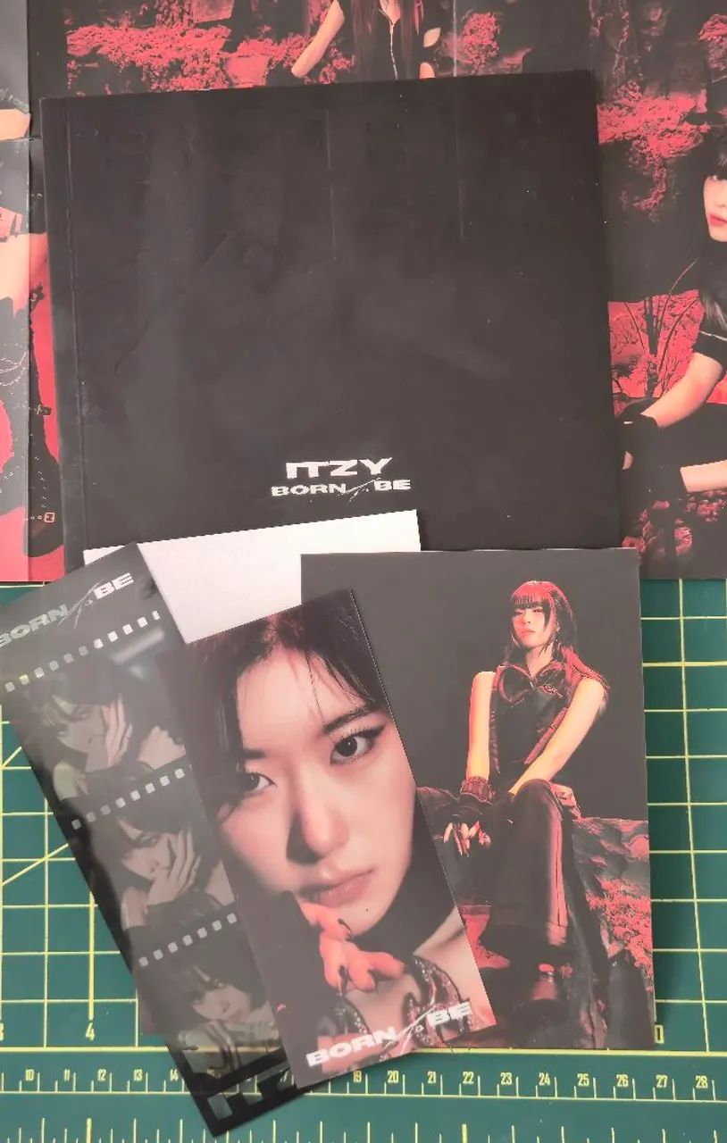 Álbum kpop Born To Be Itzy COMPLETO - Foto 2