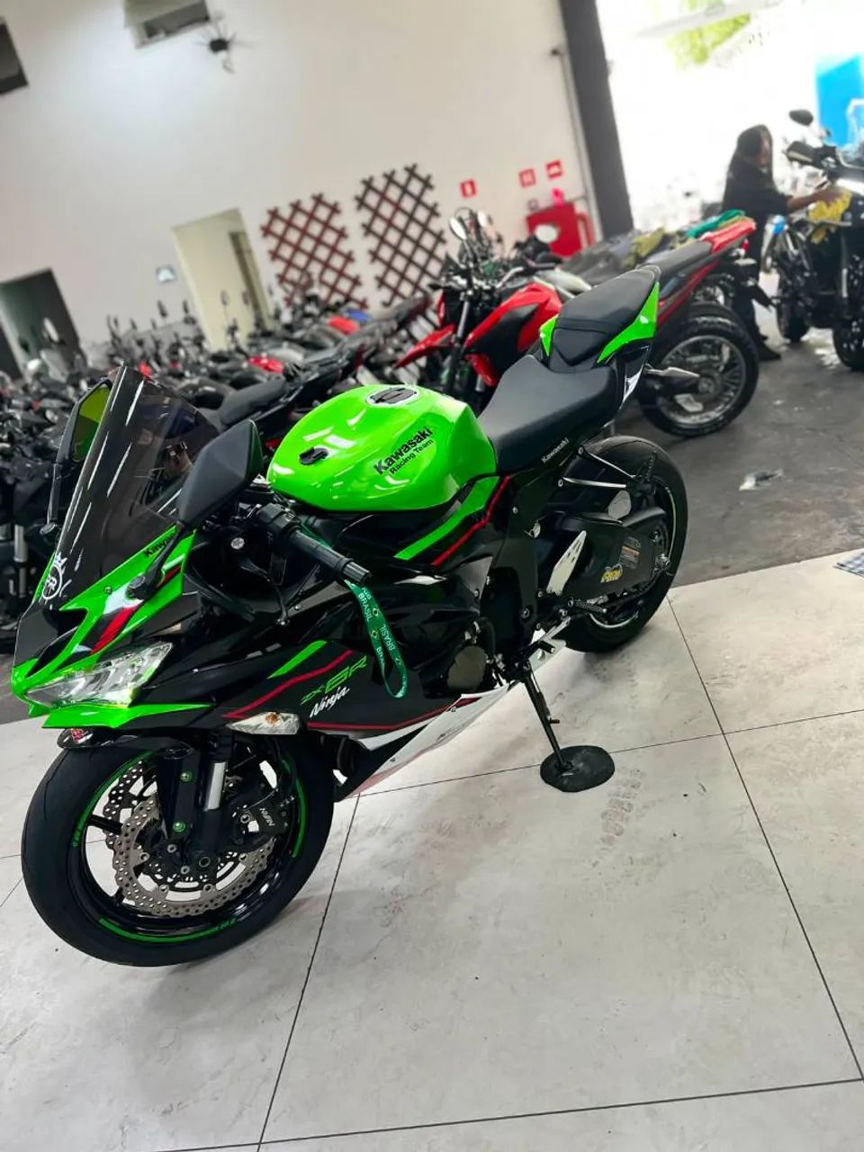 Kawasaki Zx-6r 600cc 2021 - 1523992382 | OLX