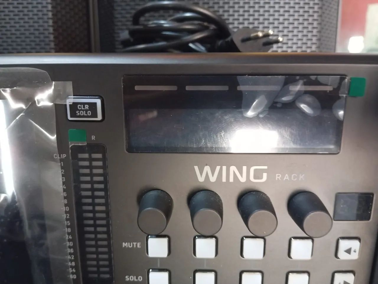Wing Rack Behringer  - Foto 2