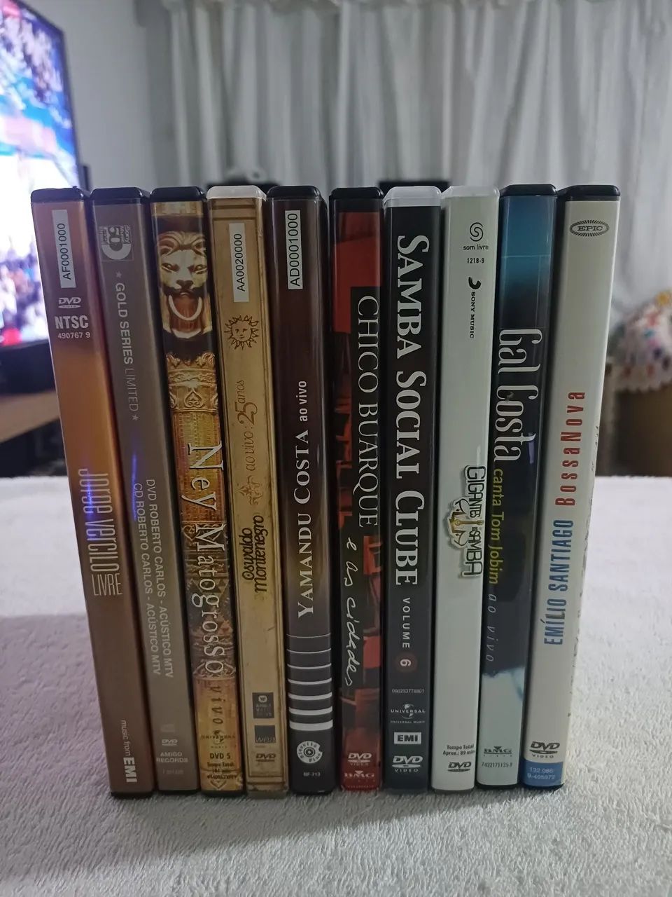 10 DVDs originais nacional - CDs, DVDs etc - Setor Habitacional