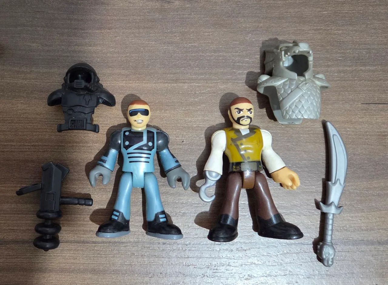 Bonecos Imaginext pirata e soldado  - Foto 2