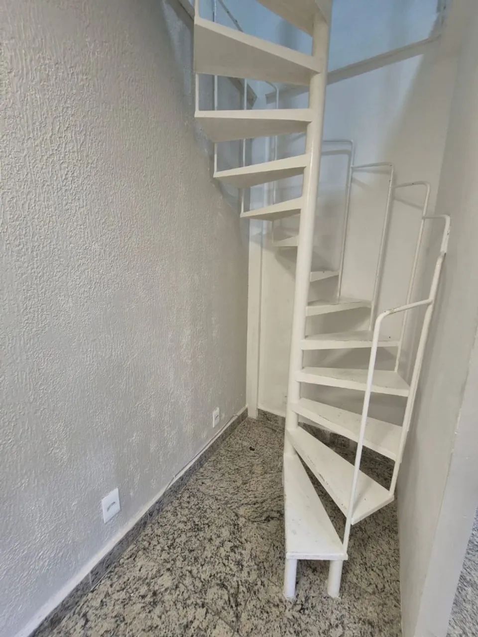 Alugo segundo piso de loja  - Foto 5
