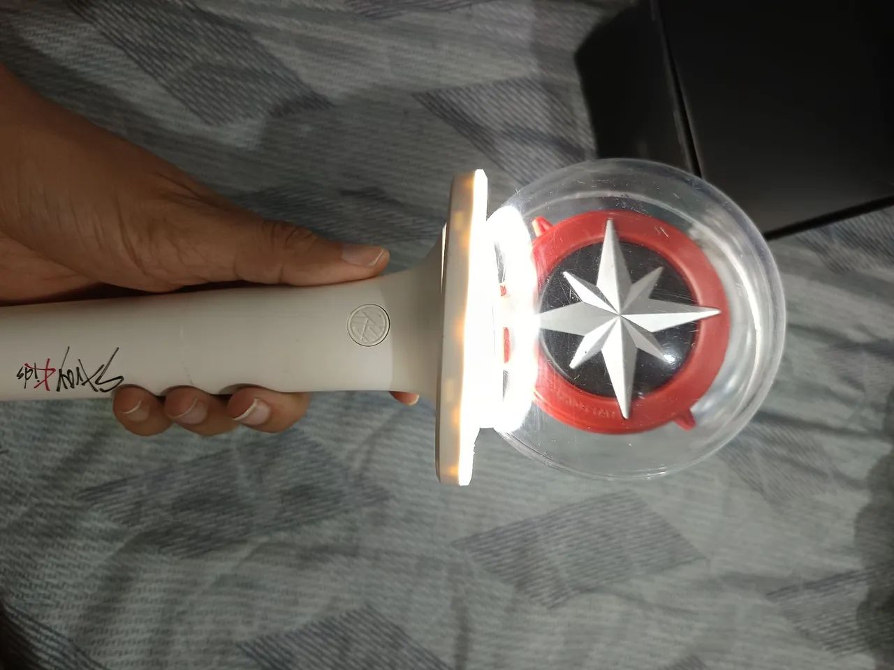 LIGHTSTICK STRAY KIDS - Foto 5