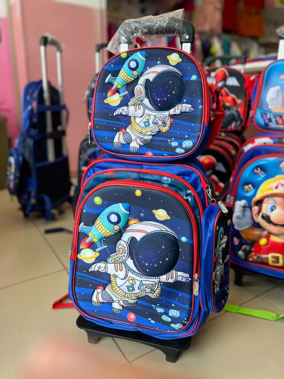 Kit Mochila lancheira e estojo nova