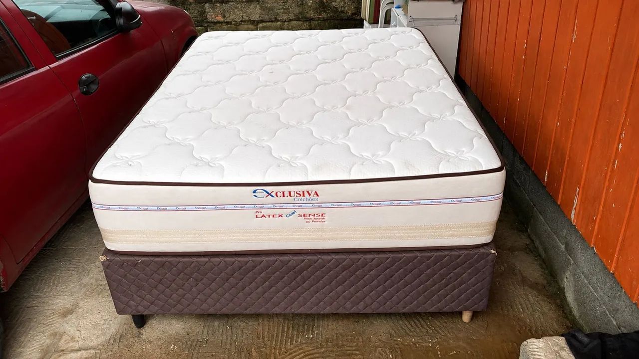 Cama Box de casal 