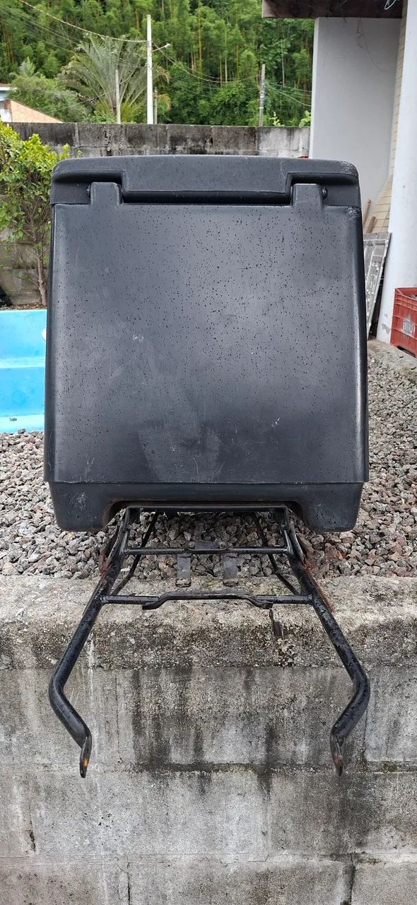 Bau grande 180 litros para titan - Foto 3