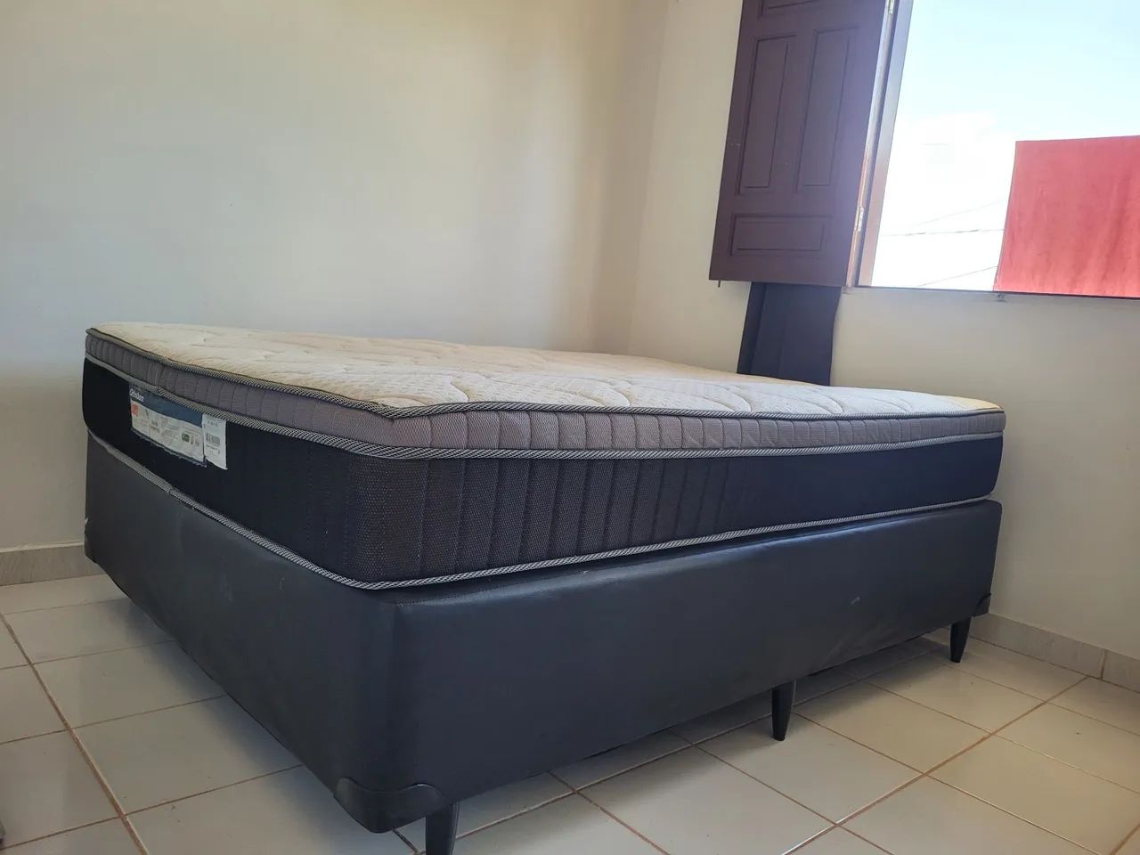 Cama box casal 