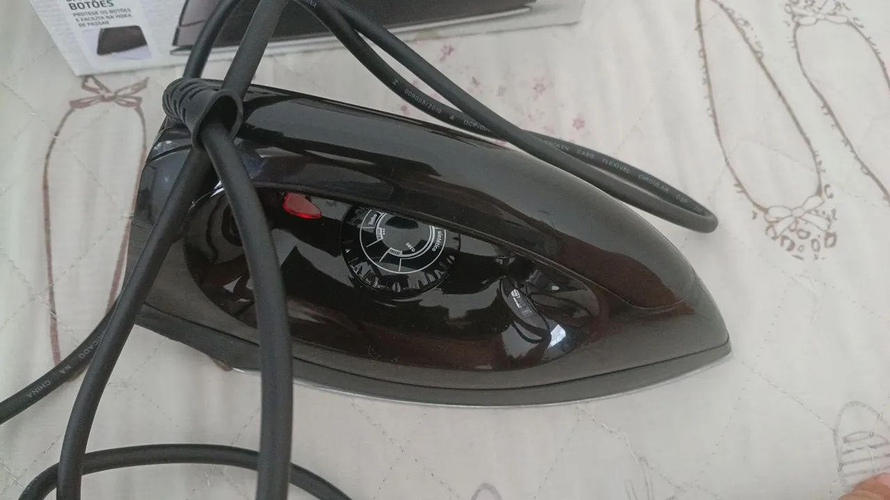 Ferro de passar roupa - Foto 2