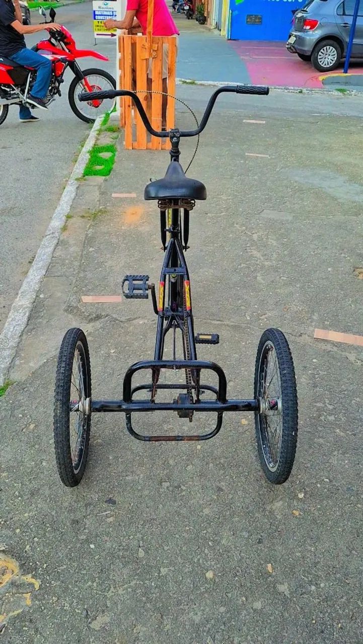 Vendo ou troco bicicleta  triciclo  - Foto 3