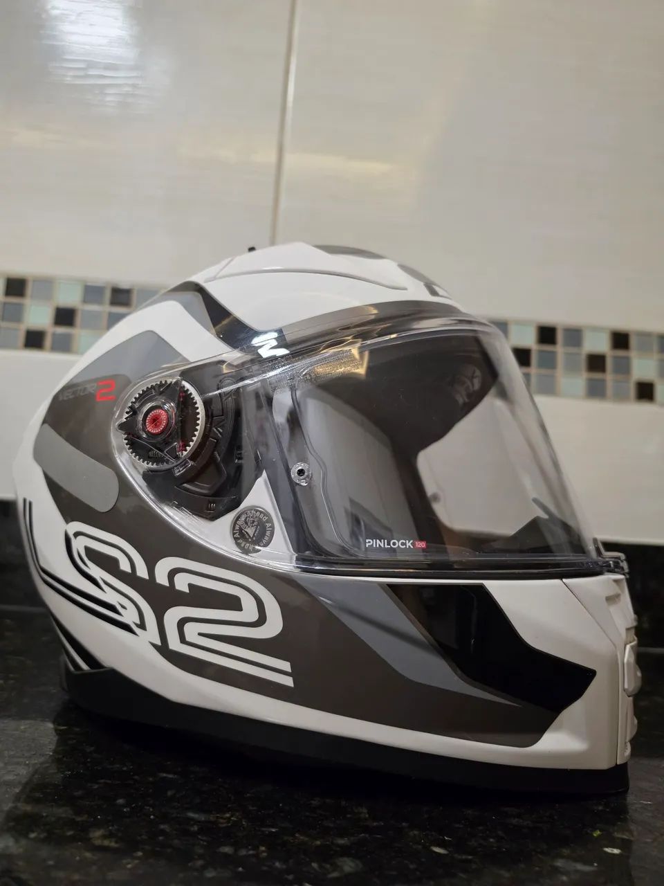 Capacete LS2 FF811 Vector II Metric Branco - Semi Novo