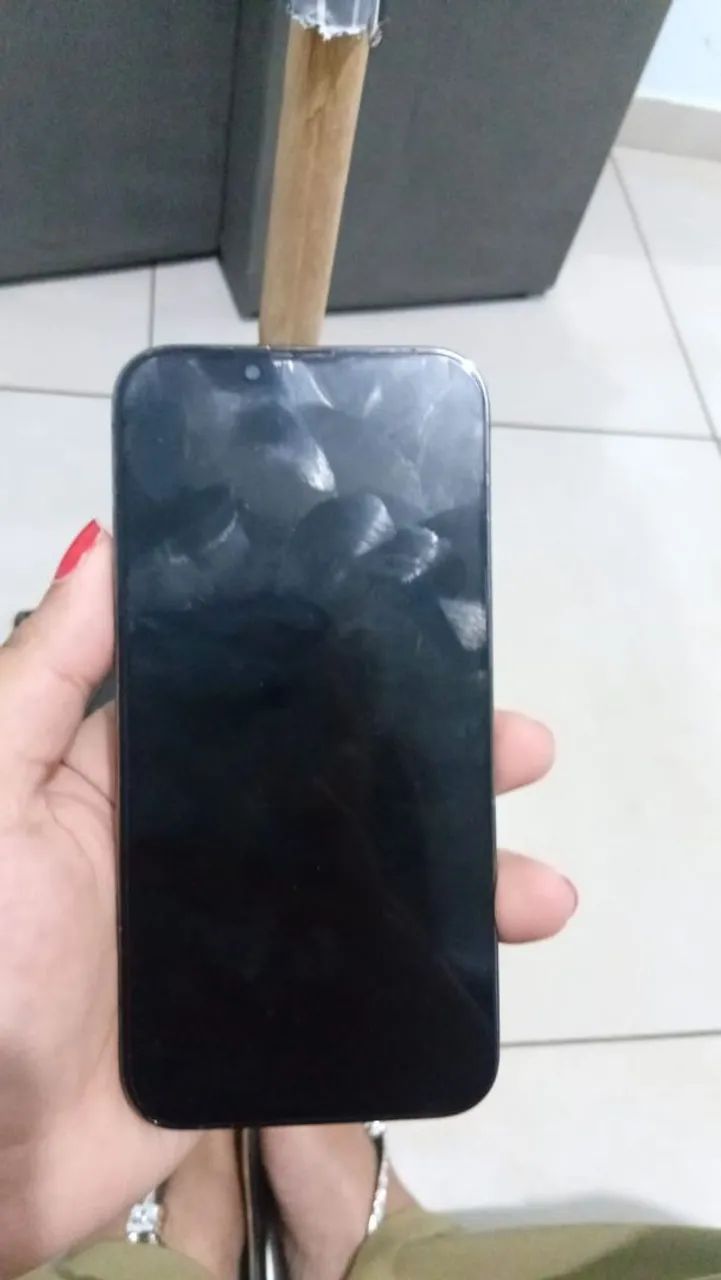 iPhone 13 funcionando apenas para retirada de peças  - Foto 3