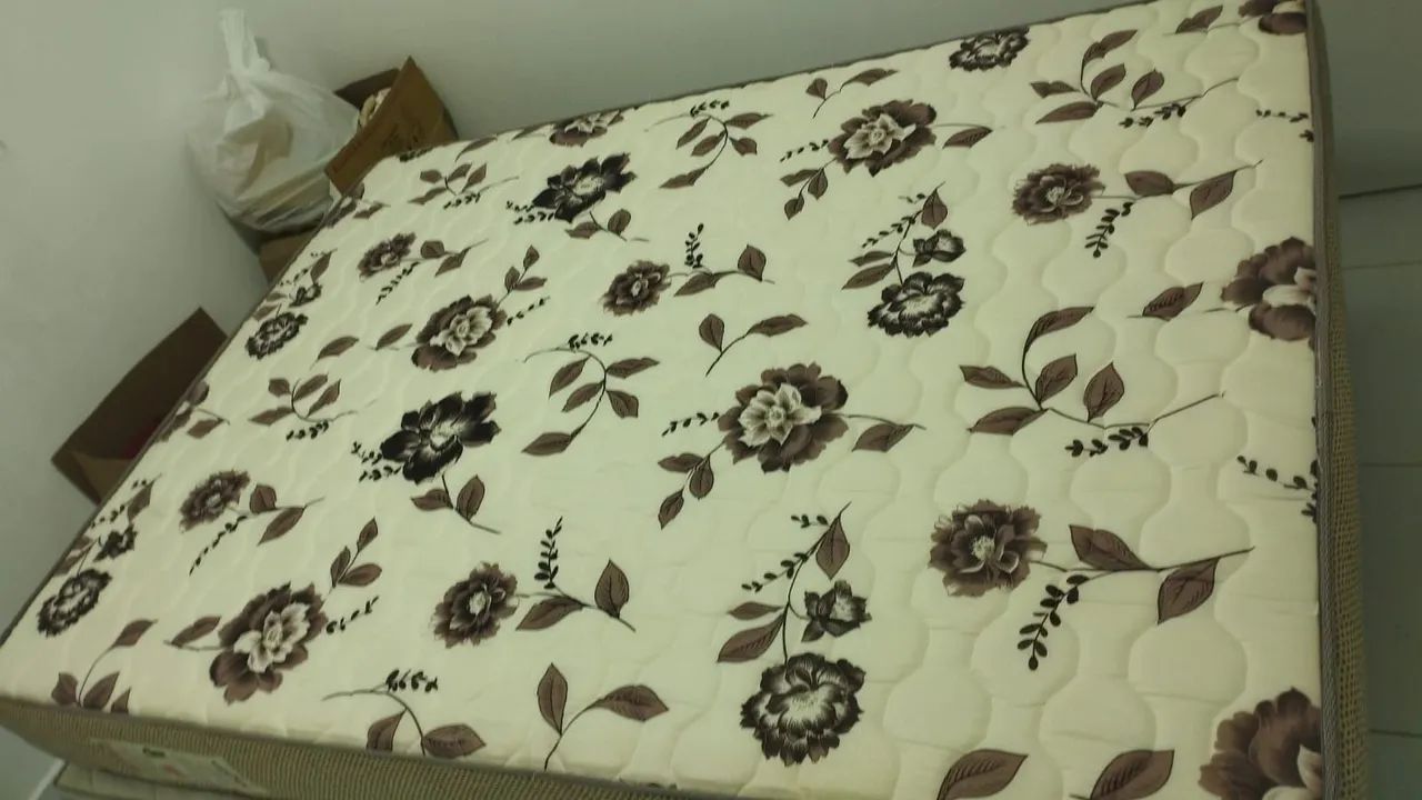 Vendo uma cama de casal - Foto 4