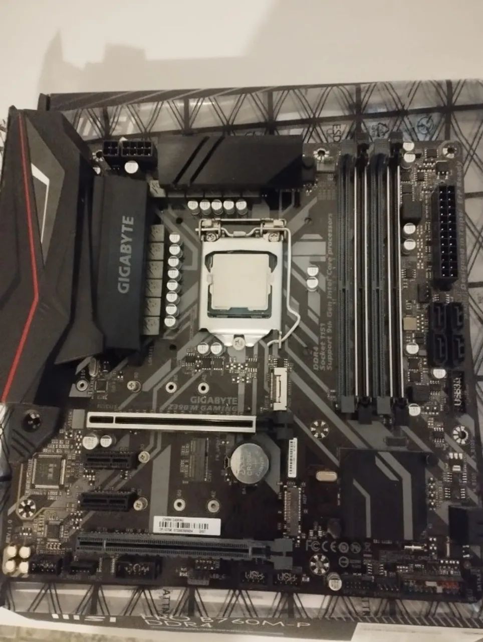 PLACA MAE Z390M GAMING GIGABYTE  - Foto 4