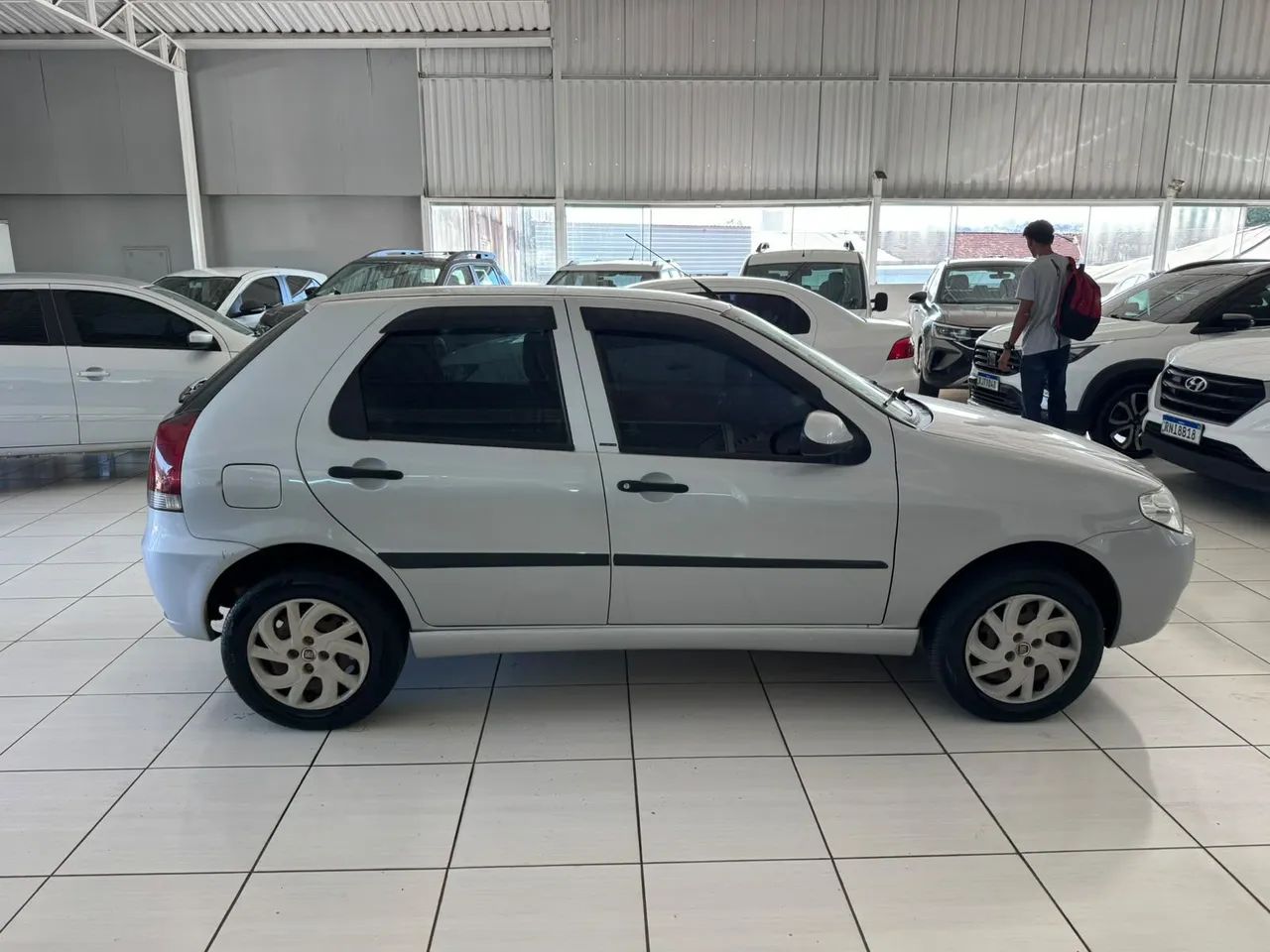 Fiat Palio Celebration 1.0 Fire Flex 8V 4P 2014 - Foto 5
