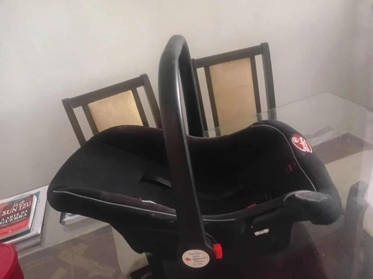 Vendo bebê conforto 