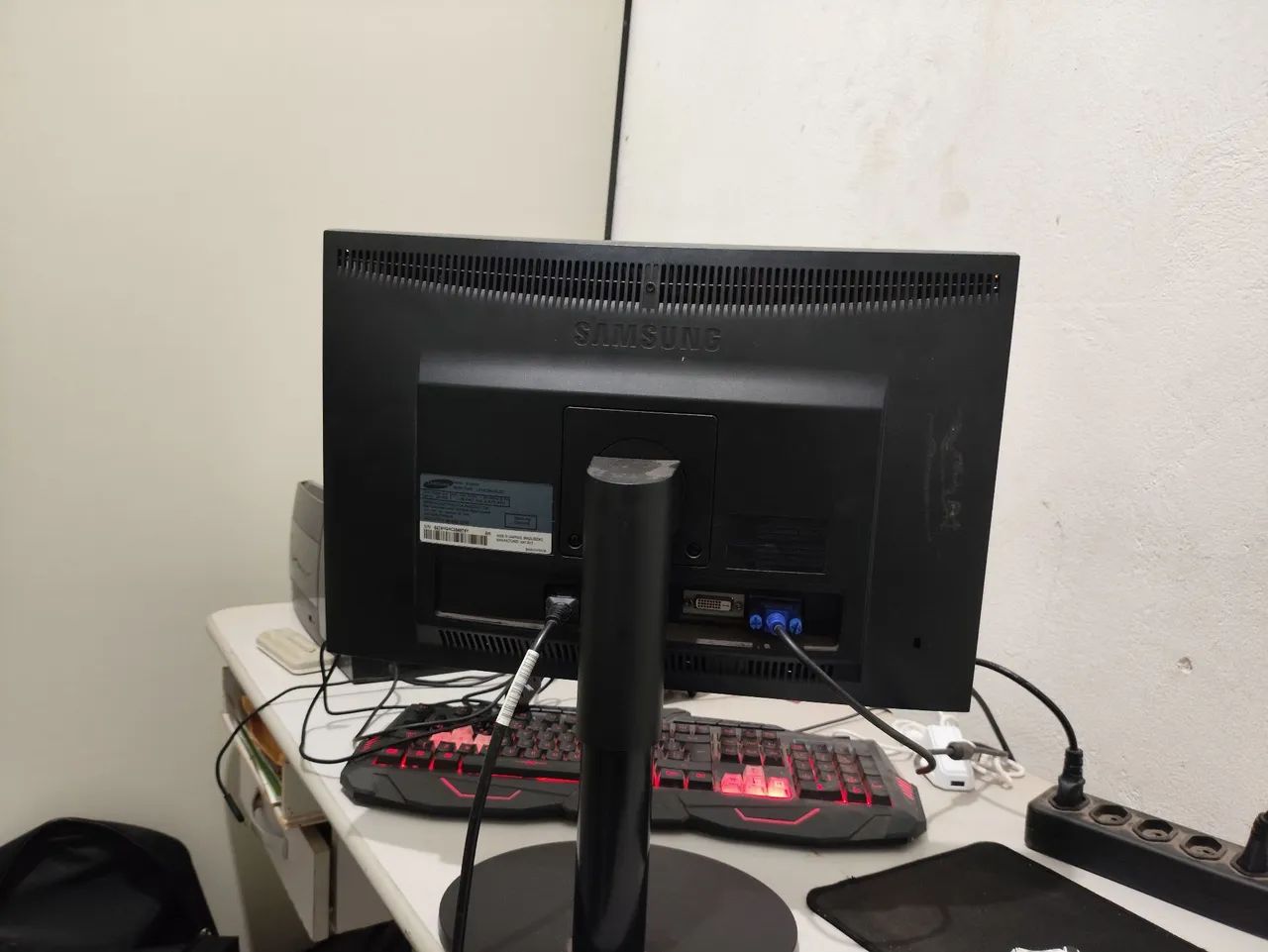 Monitor Samsung 75HZ 19'21 polegadas - Foto 4