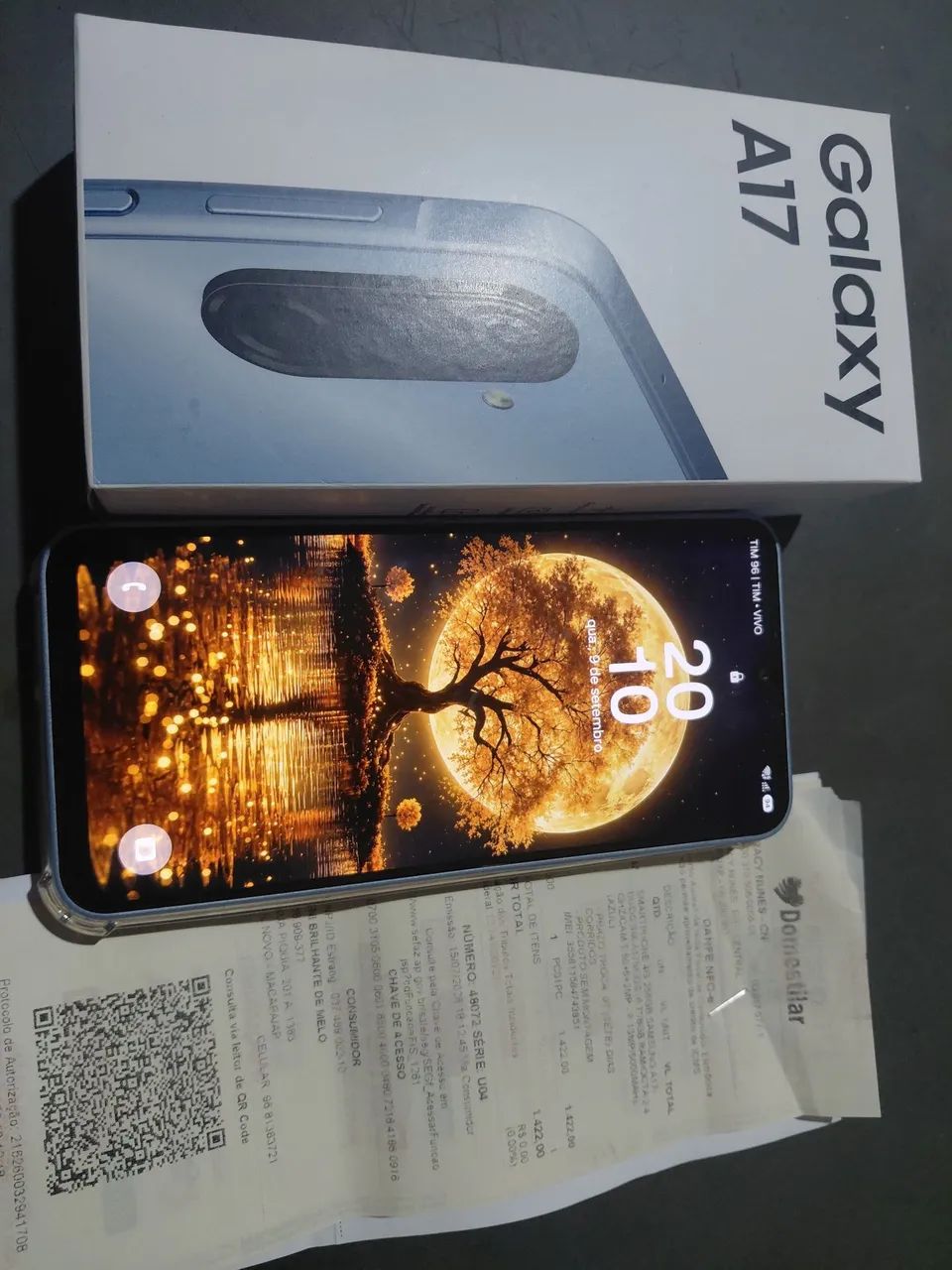 VENDO A17 256 GIGAS 8 DE RAM ,UM MES DE USO