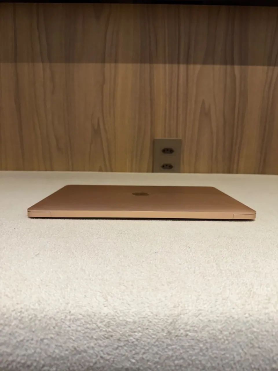 MacBook Air Retina 13? 2019 i5 8GB SSD 250GB Rose Gold + Caixa e