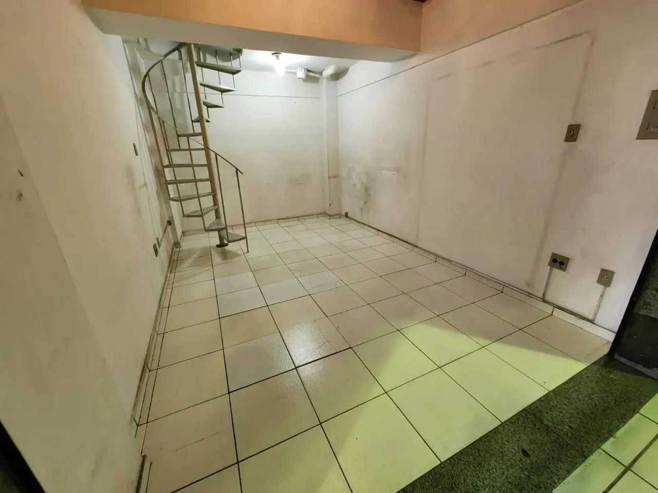 Centro comercial 42m² no coração da cidade! - Foto 3