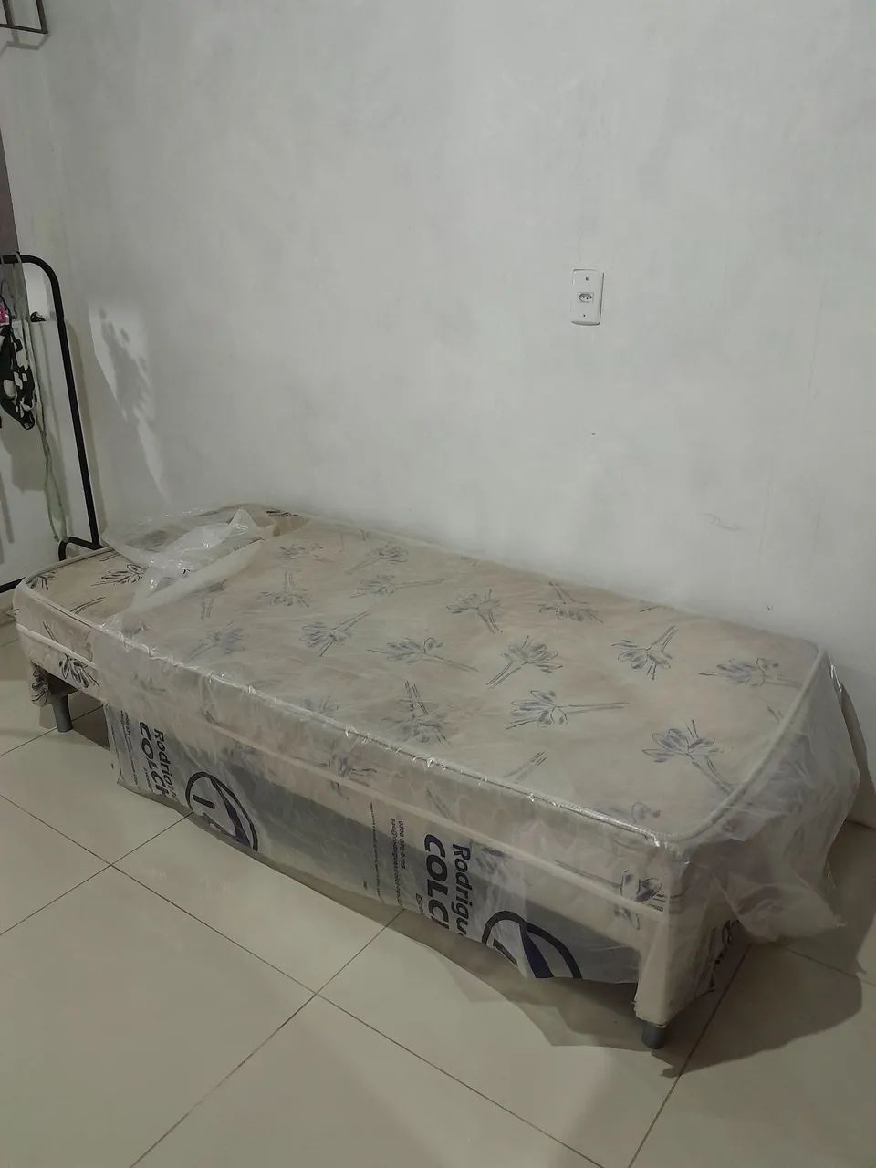 Cama box