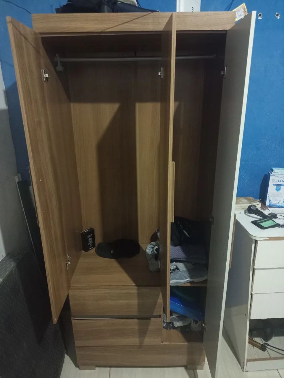 Guarda roupas de solteiro. - Foto 2