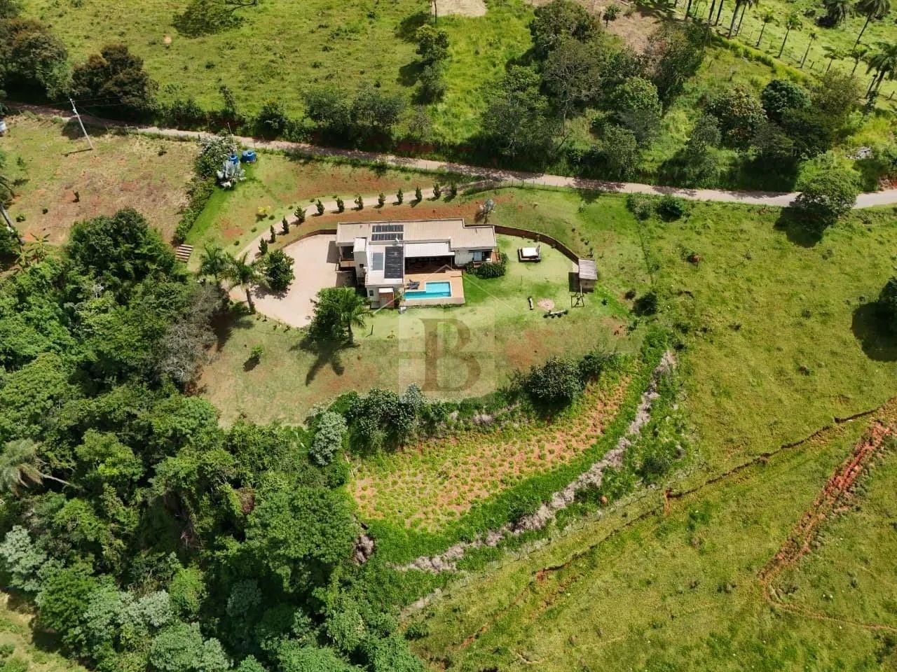 SITIO RURAL em Moeda - Minas Gerais, - Foto 5