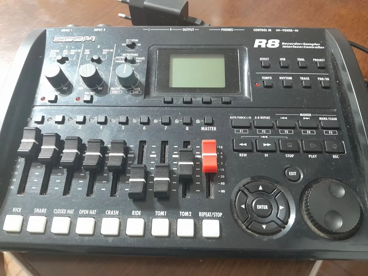 Zoom R8 Gravador Digital World Music - Instrumentos musicais