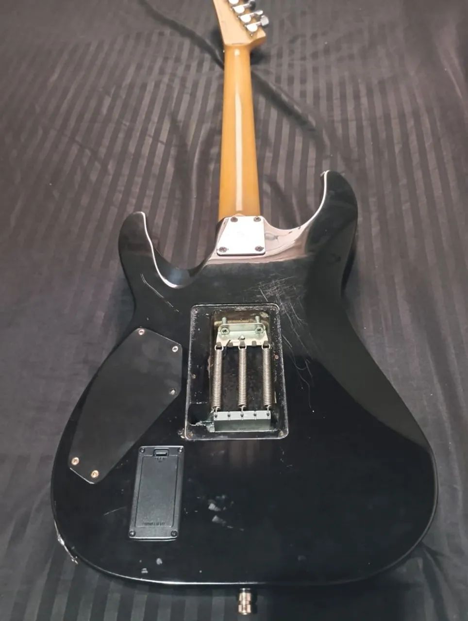 Guitarra LTD com captador EMG - Foto 2