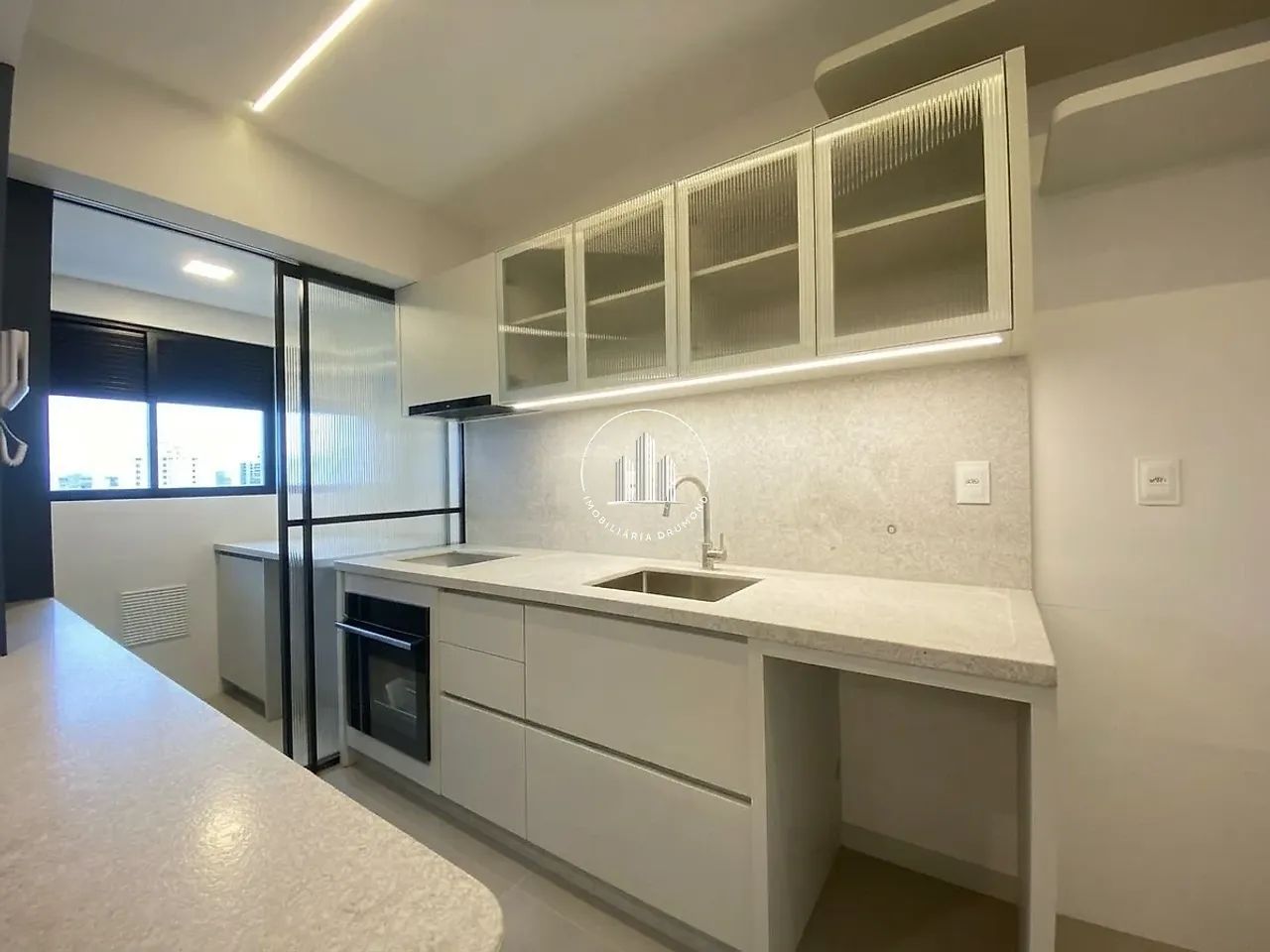 Apartamento 02 Dormitórios Com Suíte Mobiliado - CEN - Foto 5