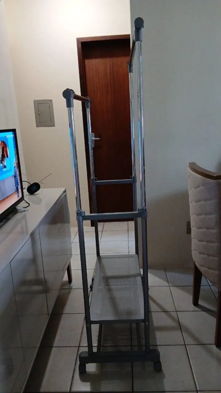 2 ARARAS DE ALUMÍNIO COM GAVETAS ? EXTENSÍVEIS - Foto 5