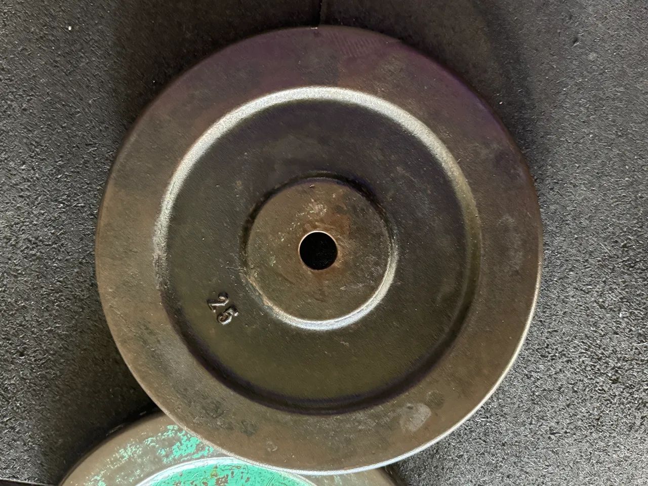 ANILHAS DE FERRO DE 25kg - Foto 4