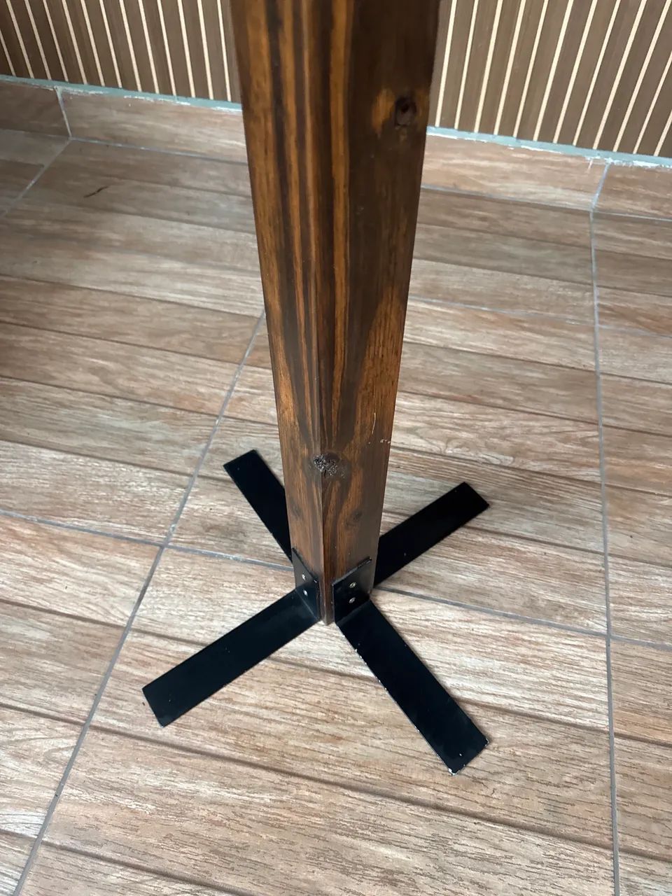 Mesa Bistrô Alta  Elegante Ideal Para Decoração  - Foto 4