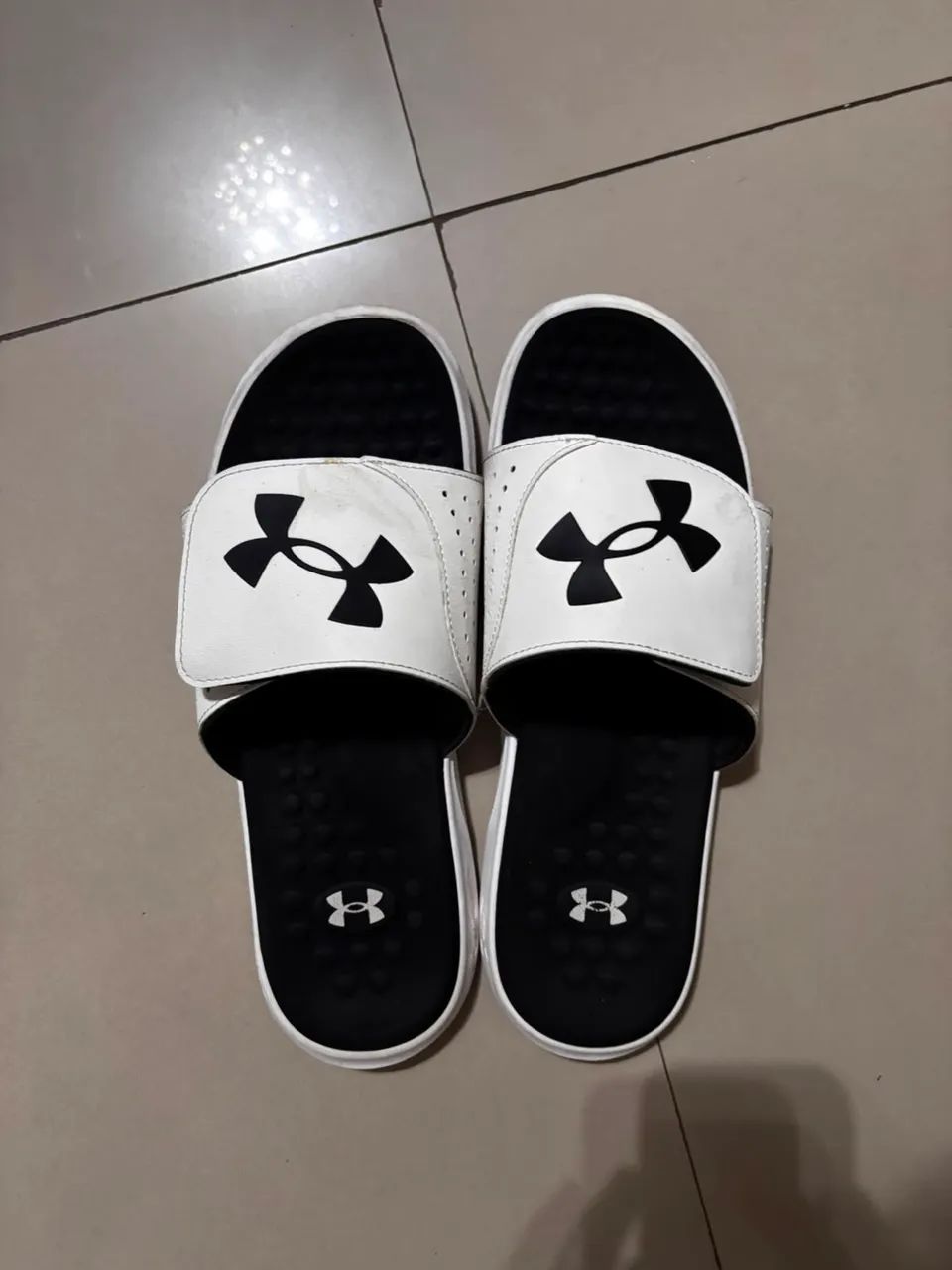 CHINELO SLIDE UNDER ARMOUR 
