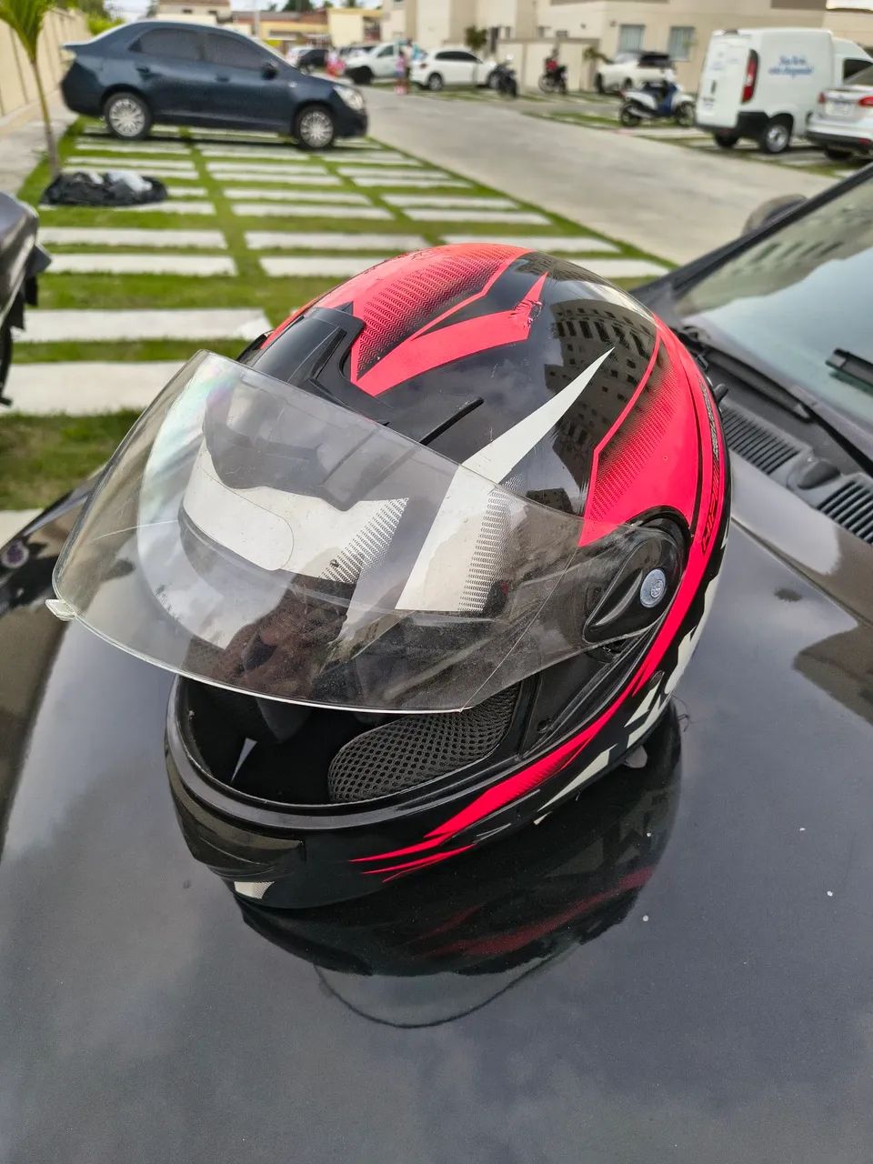 Capacete