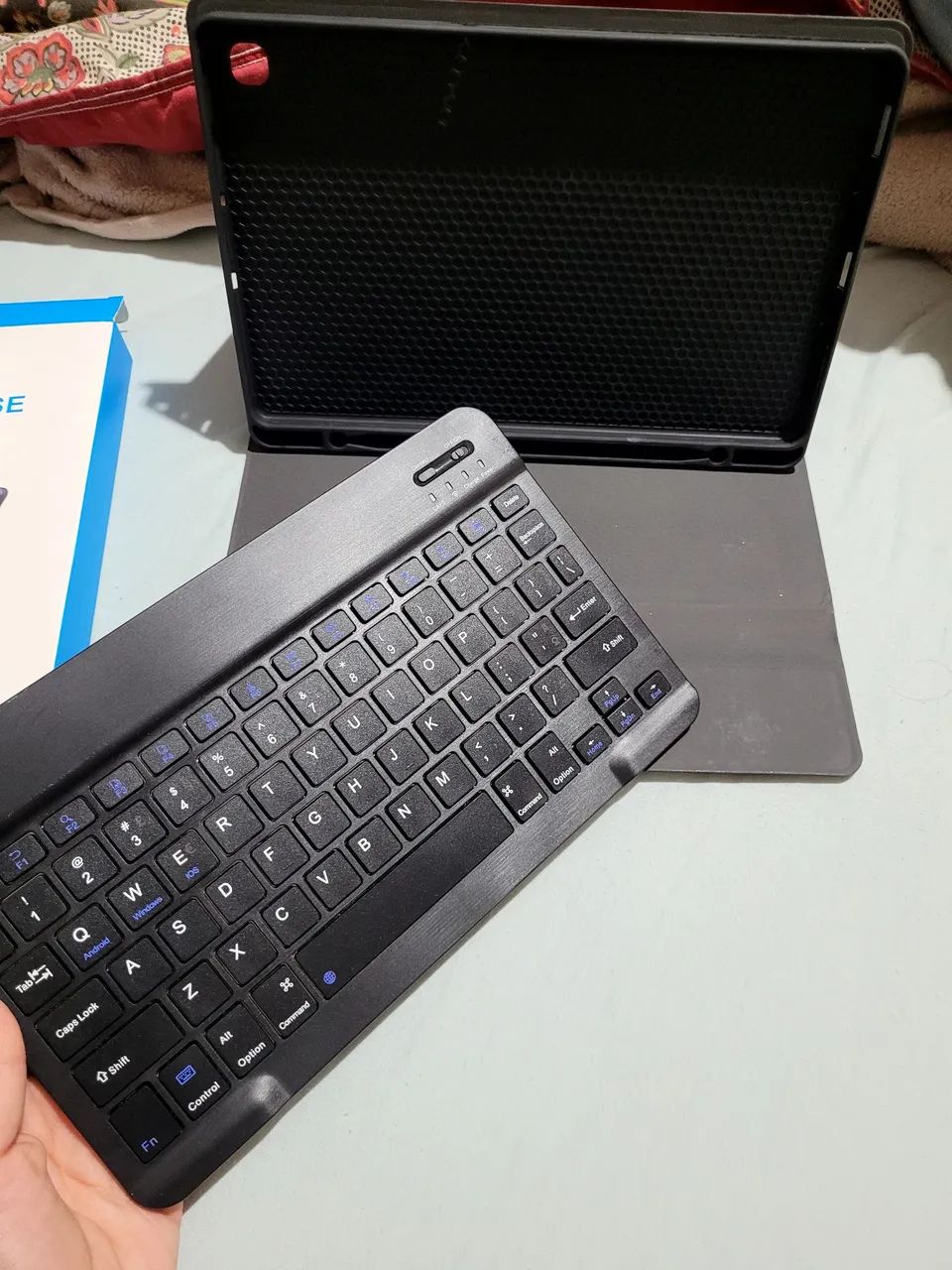 Capa e teclado para tab s6 lite 10.4 - Foto 3
