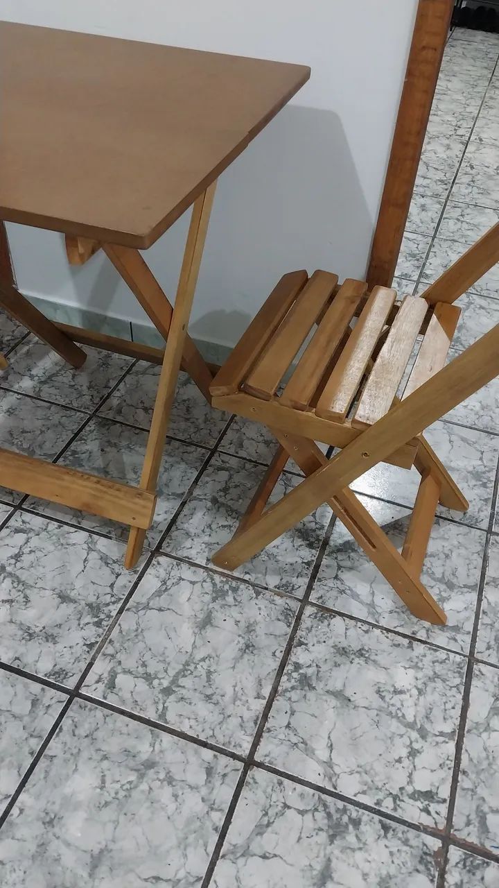 Mesa com 2 cadeiras dobráveis  - Foto 5