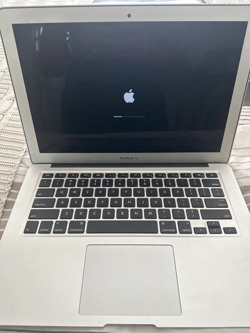 MacBook Air vintage 2017 Apple  - Foto 4