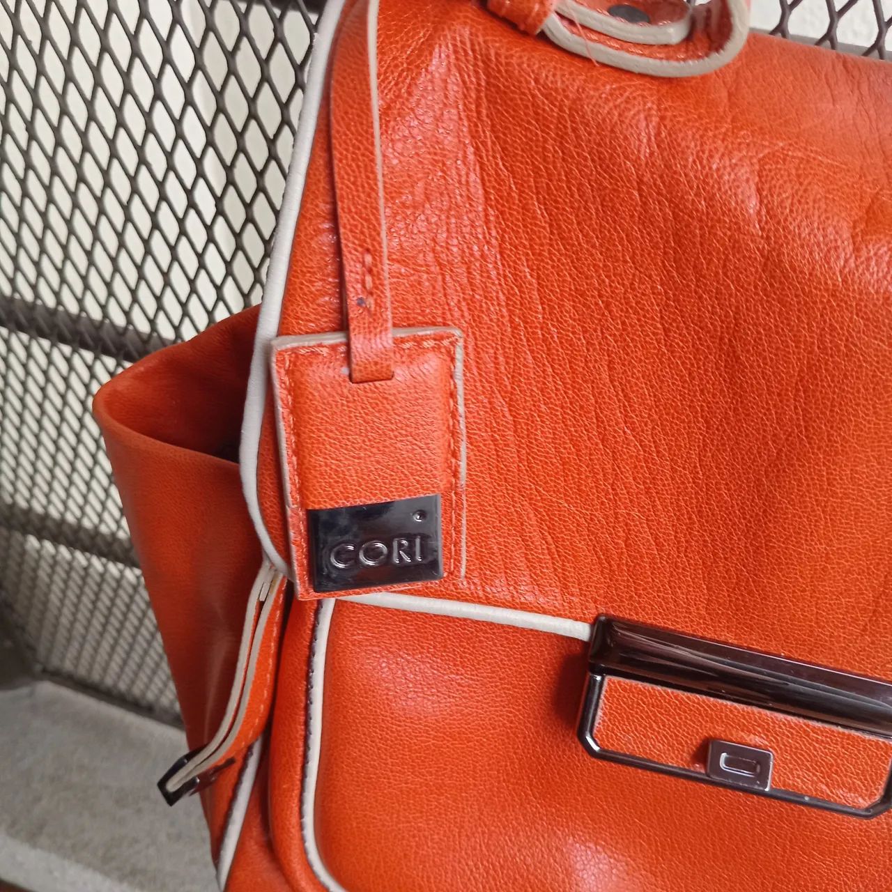 Bolsa de ombro Cori, em couro legítimo - Foto 3