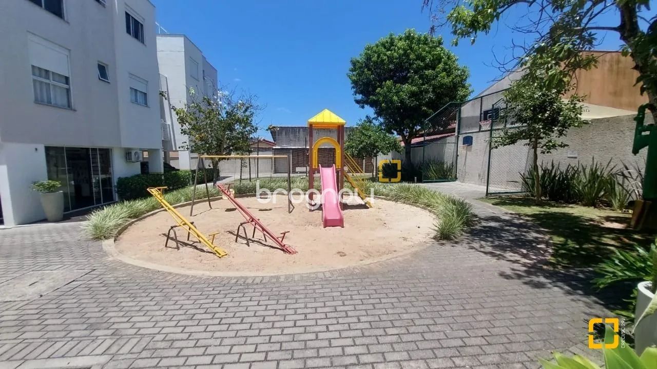 Apartamento a venda 3 Dormitórios a 900m do mar do Campeche, em Florianópolis. - Foto 5