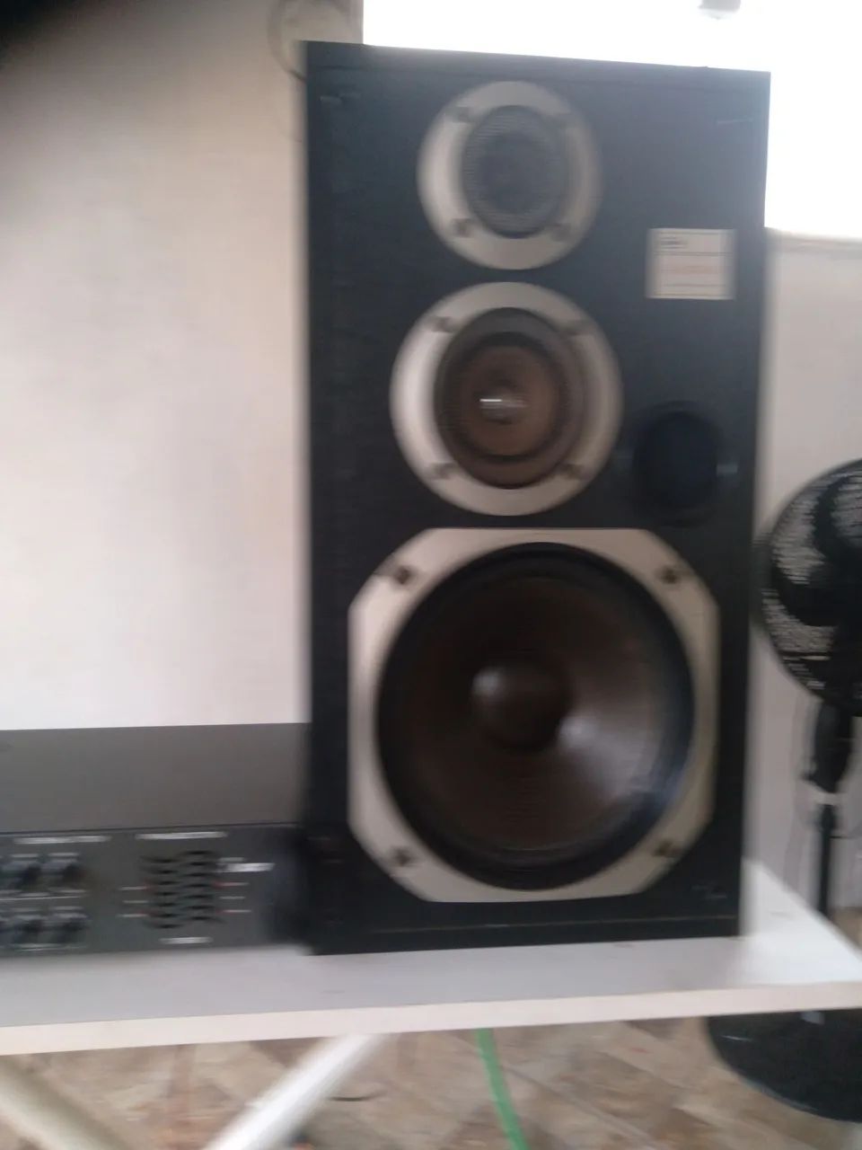 Kit de som com caixas, amplificador, microfones e mesa mixer - Foto 4