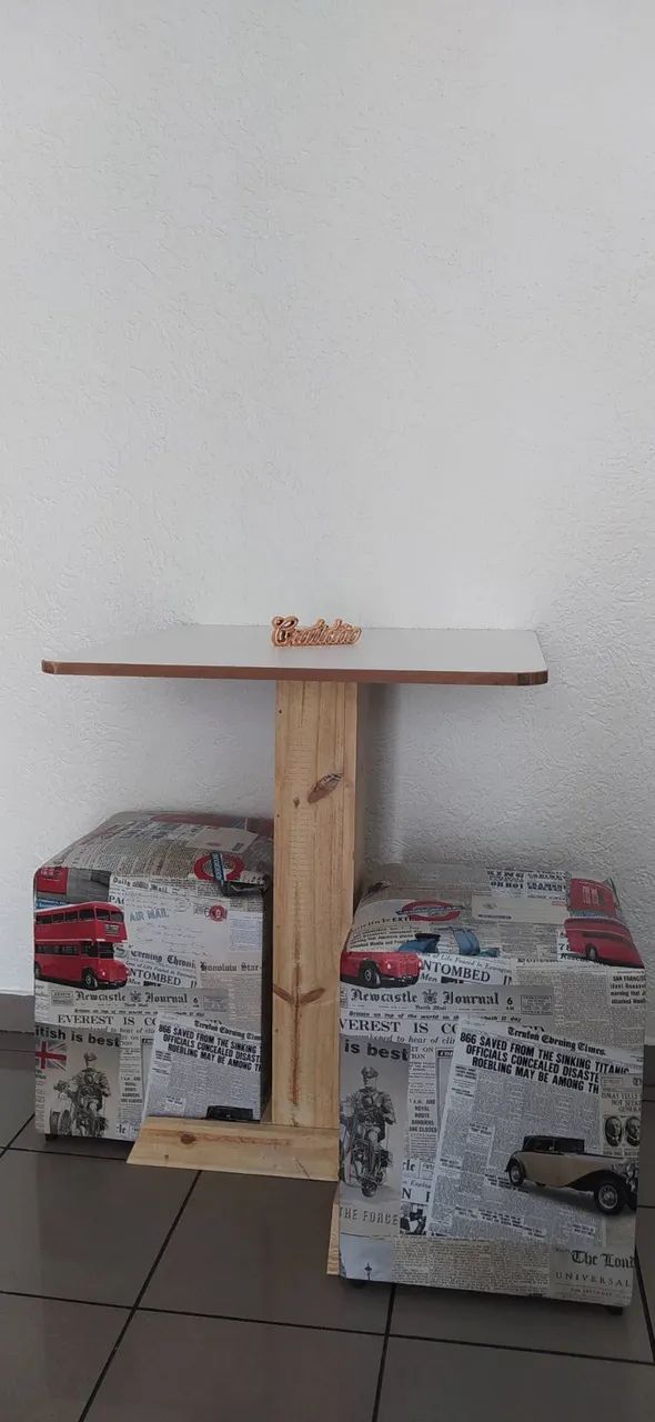Conjunto de Mesa com 2 Puffs - Foto 3