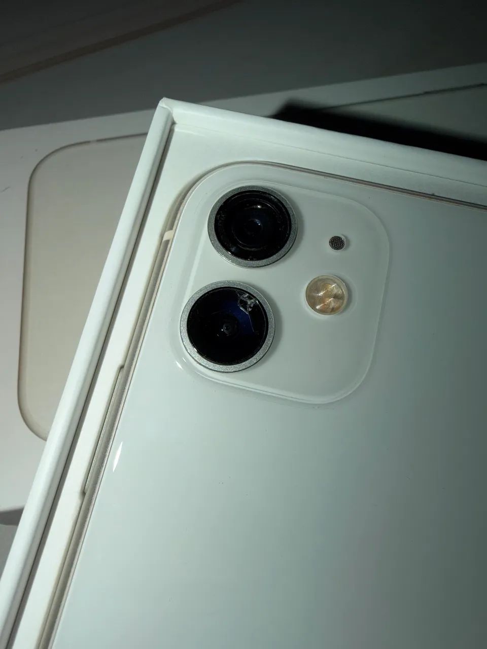 iPhone 11 128 GB Branco Usado  - Foto 5