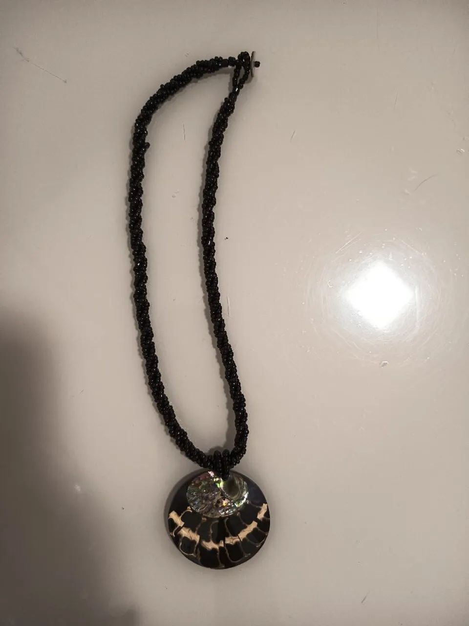 Colar preto 